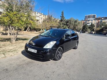 Nəqliyyat vasitəsinin icarəsi: Günlük, Toyota, Depozitlə, Qalmaq şərti ilə — 2