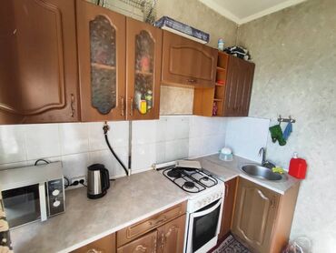Продажа квартир: 2 комнаты, 52 м², 105 серия, 5 этаж, Старый ремонт