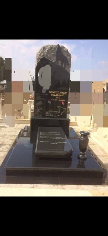 Başqa xidmətlər: *Qranit-mərmər*
Məzar daşı.
heykəllərin işlənməsi — 7