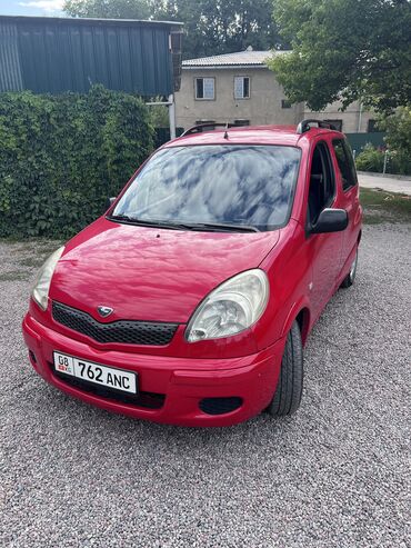 toyo: Toyota Yaris Verso: 2001 г., 1.3 л, Автомат, Бензин, Седан