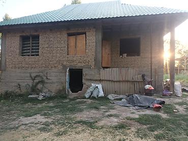 Продажа коттеджей и домов: Продаётся дом село Полтавке в одном участке два дома 1ый дом полтора — 21