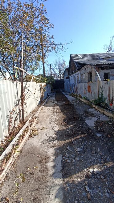 дом киргизия: 6 м², 6 комнат