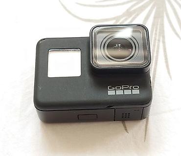 Видеокамеры: Экшн‑камера GoPro HERO7 Black 90% ОТЛИЧНОЕ Ключевые особенности: - — 4