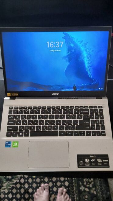 notebook çanta: Notebook tam normal vəziyyətdədir, ustaya getməyib heç bir ehtiyyat