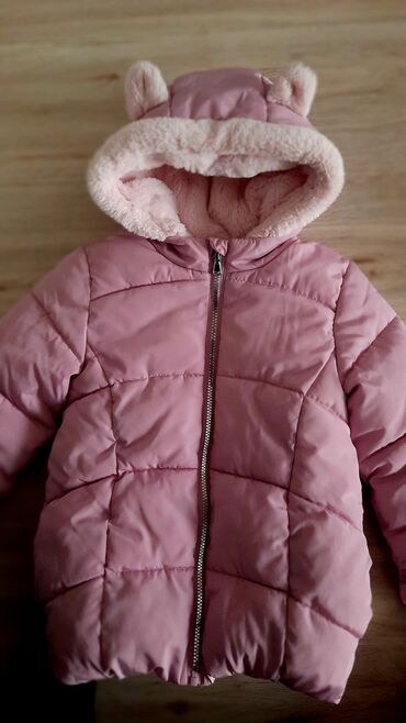 детские ветровки на флисе: Курткв детская теплая из Швейцарии на 4/5 лет