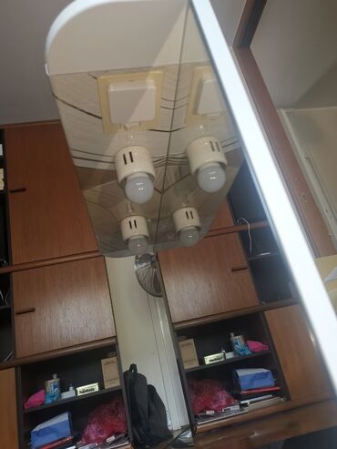 Ogledala: Ogledalo za zid, shape - Kockasti, 71 x 75 cm, Osvetljeno, Upotrebljenо — 4