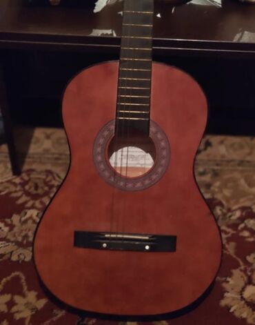 Səs avadanlığı: Klassik gitara, İşlənmiş, Ünvandan götürmə