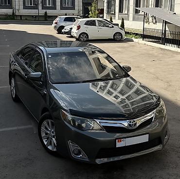 Toyota Camry: 2014 г., 2.5 л, Автомат, Гибрид, Седан at lalafo.kg Toyota Camry: 2014 г., 2.5 л, Автомат, Гибрид, Седан