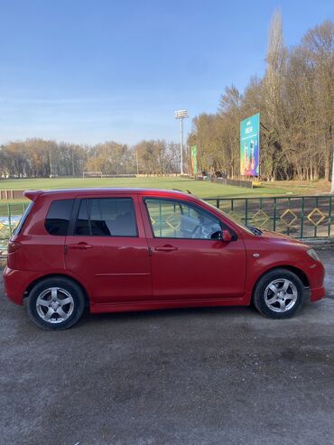 авто расрочку: Mazda Demio: 2003 г., 1.5 л, Автомат, Газ, Хэтчбэк