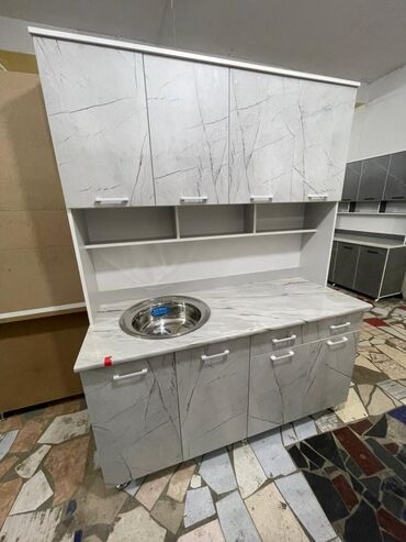 Кухонные гарнитуры: Кухня — 12