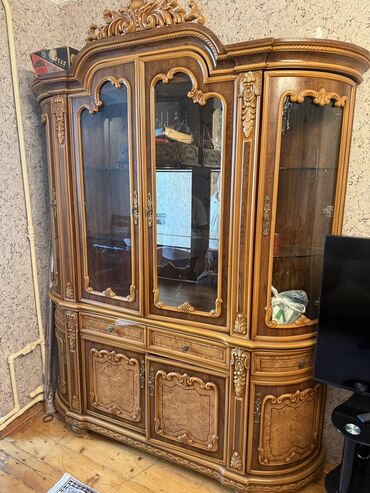 Təcili satılır pul lazımdı deyə
