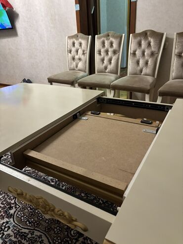 Masa və oturacaq dəstləri: Yemək otağı dəsti – masa və stullar - Klassik üslubda yemək masası — 12