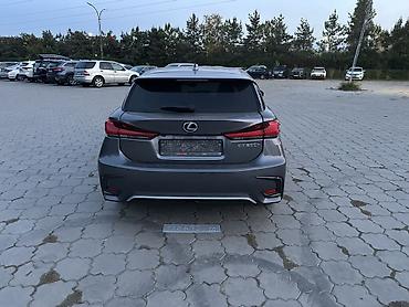 средний низкий: Lexus CT: 2019 г., 1.8 л, Автомат, Гибрид, Хэтчбэк — 4