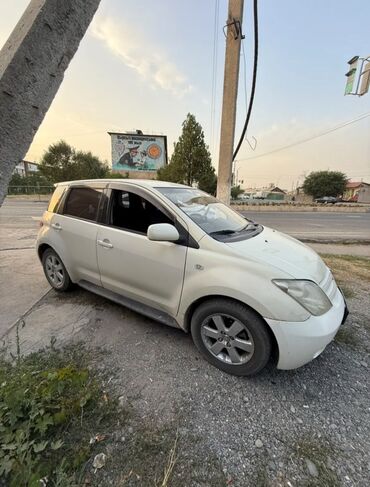авто в рассрочку в бишкеке без первоначального взноса: Toyota ist: 2003 г., 1.5 л, Автомат, Бензин, Хэтчбэк