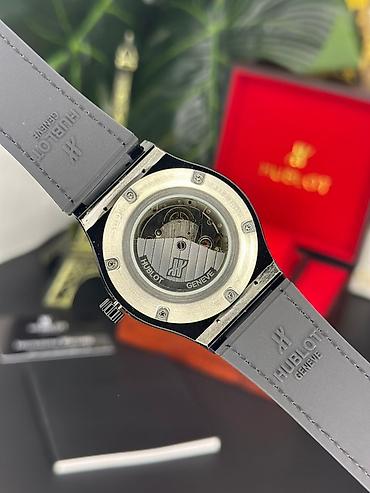 saat instagram: Hublot Geneva skelet avtomatik qol saatı - Korpus: qara tonlu polad — 2