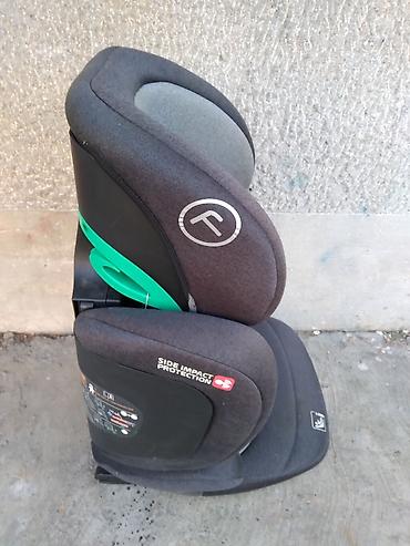sinsay baletanke: Auto sediste za decu Free On do 150 cm. malo flekavo sediste,ljulja se — 2