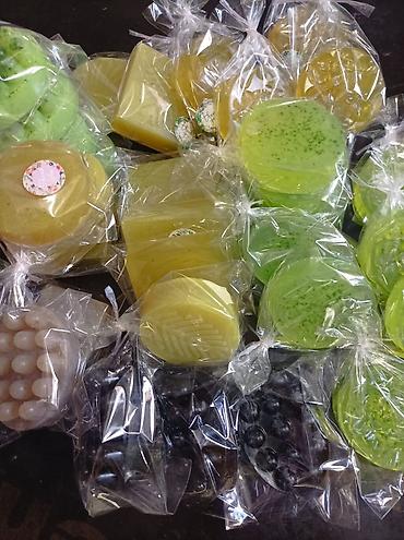 Гигиена и ароматизаторы: Натуральное ручное мыло в ассортименте:Огурцы🍀Петрушка🍀Рис с молоком — 4