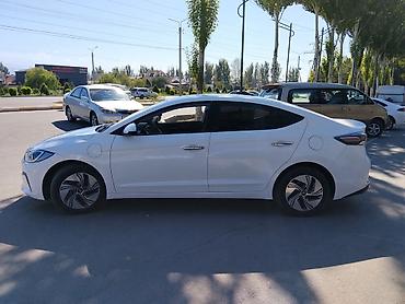 летный шины: Hyundai Elantra: 2019 г., 1.6 л, Автомат, Гибрид, Седан — 3