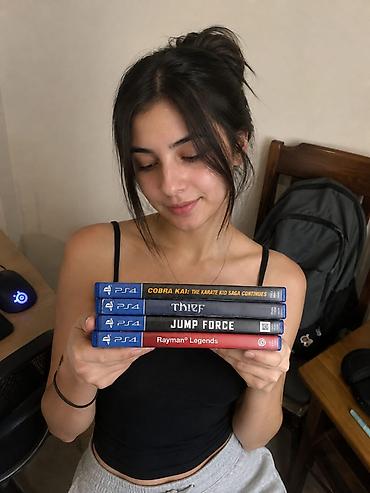 Video oyunlar və konsollar: PS4 oyun diskləri dəsti Komplektdə 4 orijinal PS4 oyun diski: - Cobra — 2