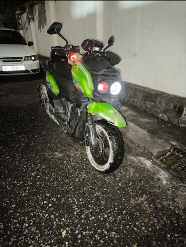 мото чопер: Скутер Tank (зеленый) - Форм-фактор: городской скутер с высоким