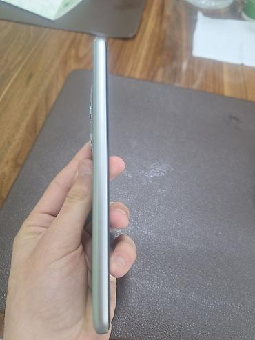 redmi 12 128: Smartfon – nazik alüminium çərçivə, gümüşü rəng - Korpus: mat-metal — 1