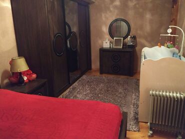 Uzunmüddətli kirayə mənzillər: Neftçilər metrosuna yaxın Baksel arenaya yaxin 5 mertebeli binanın — 4