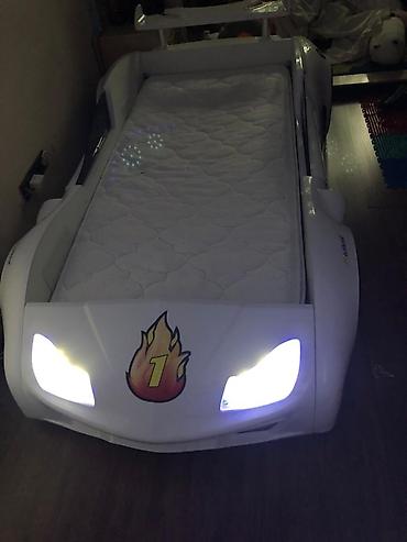 Детские односпальные кровати: Кровать - машина. Детская / подростковая. Есть пульт управления, с at lalafo.kg — 2 Детские односпальные кровати: Кровать - машина. Детская / подростковая. Есть пульт управления, с — 2