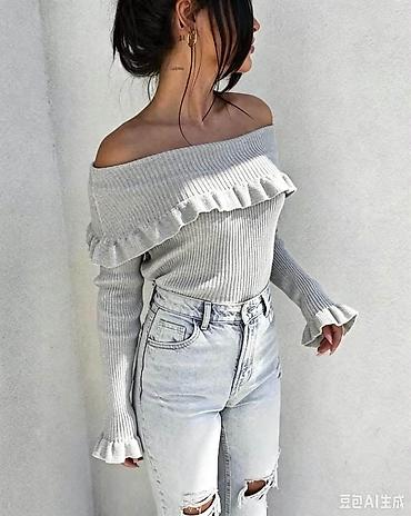 Bluze: 08. 2.400 dinara 🤍 H — 5