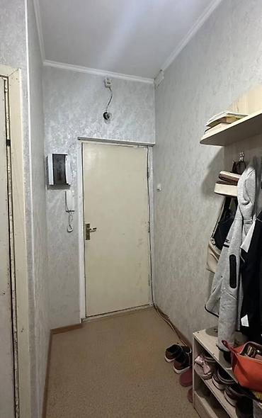 Продажа квартир: 1 комната, 34 м², Кок-Жар мкр 105 серия, 1 этаж, Старый ремонт — 1