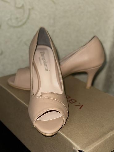 Другая женская обувь: Женская обувь — подборка стильных моделей 1) Белые текстильные — 12