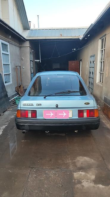 форт эскорт: Ford Sierra: 1983 г., 2.3 л, Механика, Бензин, Хэтчбэк — 9