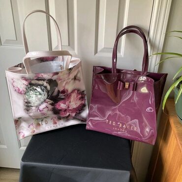 kiqurum qadın pijamaları: Sarilir ted baker firmasi.
2 si birlikde 70 azn
