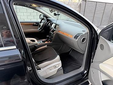 аварийная внедорожник: Audi Q7: 2010 г., 3.6 л, Автомат, Бензин, Кроссовер — 9