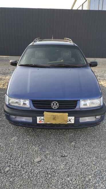 двухместный мопед: Volkswagen Passat Variant: 1994 г., 1.8 л, Универсал
