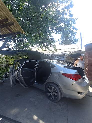 купить хундай акцент: Hyundai Accent: 2013 г., 1.6 л, Механика, Бензин, Седан — 4