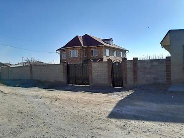 Продажа помещений свободного назначения: Продаётся просторный двухэтажный особняк в центре города Балыкчы — 1