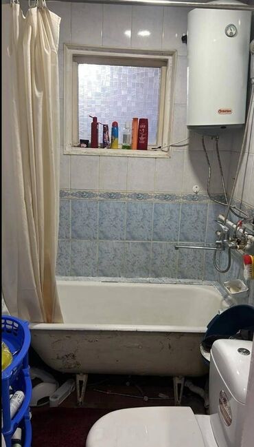 Офисы: 1 комната, 30 м², Хрущевка, 3 этаж, Косметический ремонт