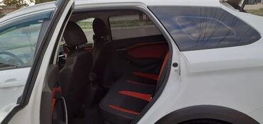 VAZ (LADA): VAZ (LADA) Vesta: 1.8 l | 2019 il 140000 km Universal — 3