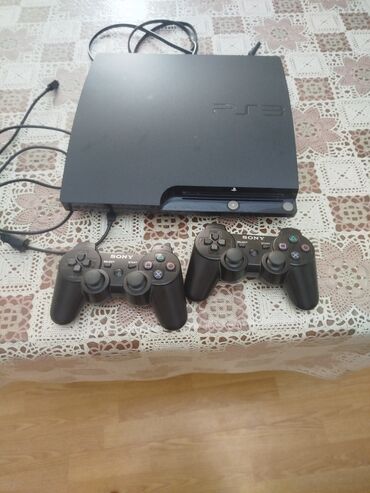 сколько стоит playstation 5 в азербайджане: PS 3 ela vezyetdedi iki pultu var pultun biri yüngül remonta ehtiyac