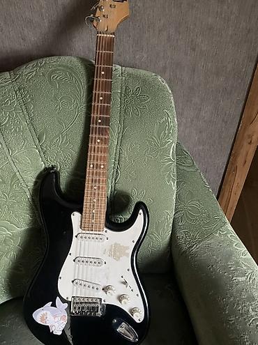 esp ltd: Электрогитара типа Stratocaster - Корпус: черный глянцевый — 1