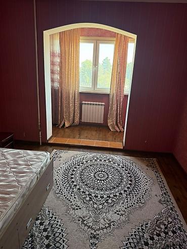 2 комнатная каартира: Сдам квартиру 2‑комнатная квартира. С мебелью, диван, стиральная — 6