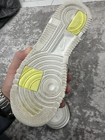 Women's Sneakers and athletic shoes: Nike, 37.5, bоја - Bela — 13