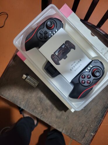 Qulaqcıqlar: Yeni Simsiz (Bluetooth) Qulaqcıqlar, JBL, rəng - Qara — 7