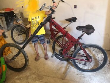 Şəhər velosipedləri: Yeni Şəhər velosipedi Adidas, 26", sürətlərin sayı: 32, Ünvandan götürmə