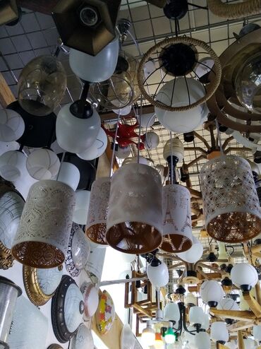 Bitkilər üçün dibçəklər: Çılçıraq, 1 lampa
