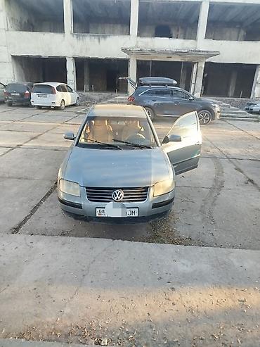 Volkswagen Passat: 2000 г., Седан
