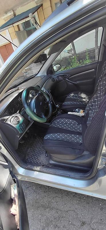 салон е46: Ford Focus: 2002 г., 1.8 л, Кол менен иштөөчү, Дизель, Универсал — 4