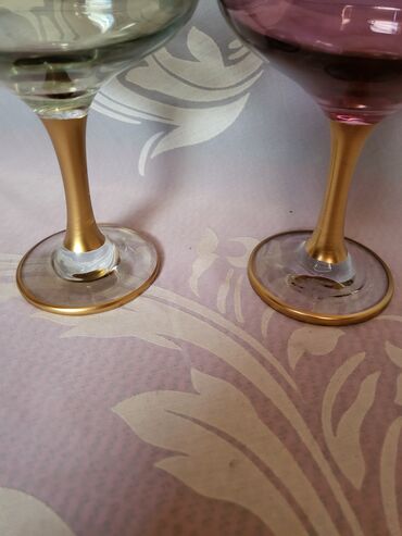 Čaše: Case nove,vintaz za dvoje za poslastice. Case u dve boje,komplet — 5