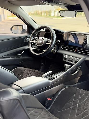Hyundai Avante: 2021 г., 1.6 л, Автомат, Газ, Седан