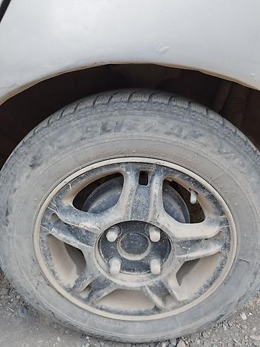 Hyundai Avante: 1998 г., 1.5 л, Механика, Бензин — 9